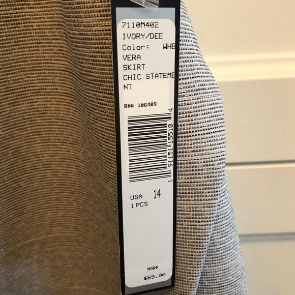 NEW Tahari Pencil Skirt - Picture 3 of 3